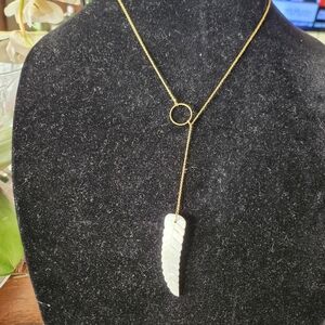 Gorgeous gold necklace with Pendant